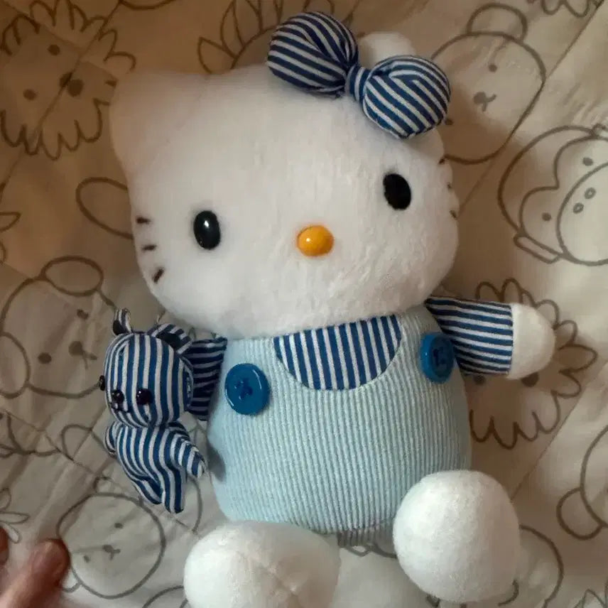[BUNJANG] Vintage Hello Kitty Blue Plush Doll / 고전 헬로키티 블루 인형