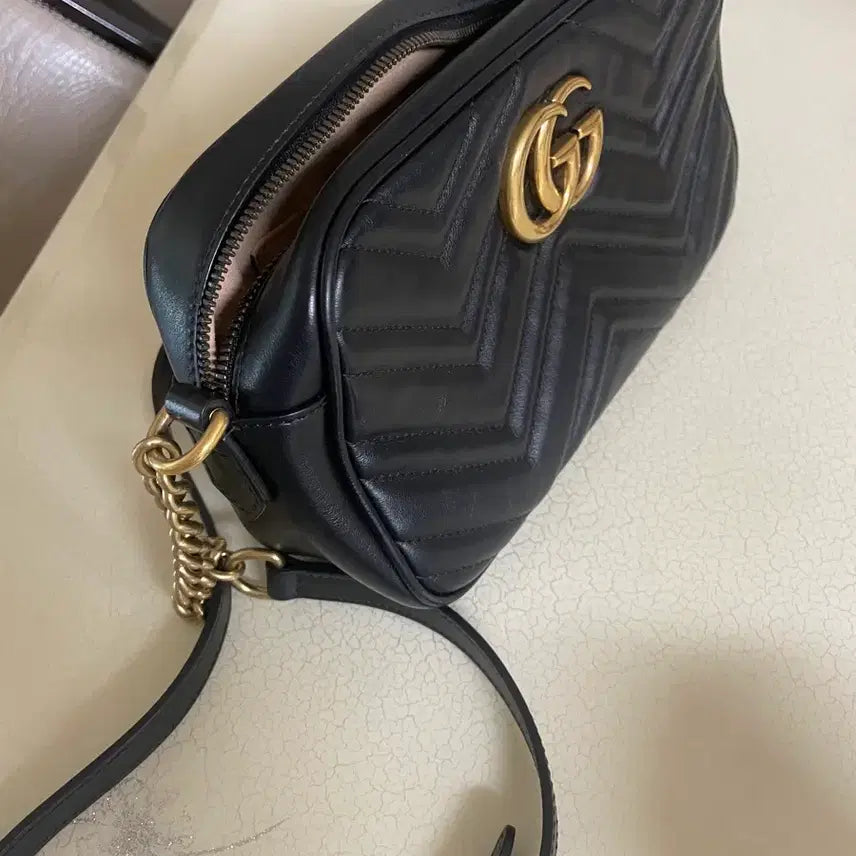 [BUNJANG] Gucci Marmont Black Mini Bag / 구찌 마몬트 블랙 미니백