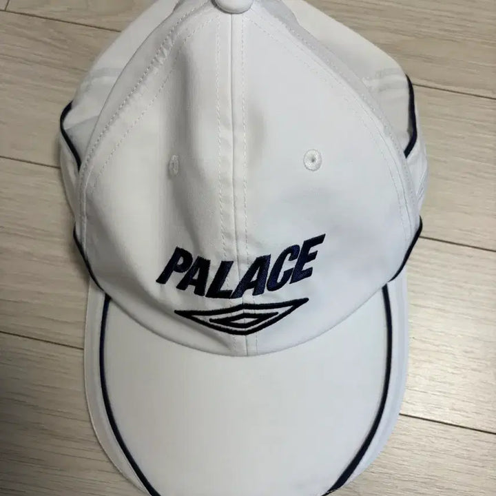[BUNJANG] Palace x Umbro Cap White / 팔라스 x 엄브로 캡 화이트 - 24SS