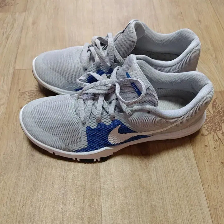 [BUNJANG] Nike Training Sneakers 265 / 나이키 트레이닝 운동화 265