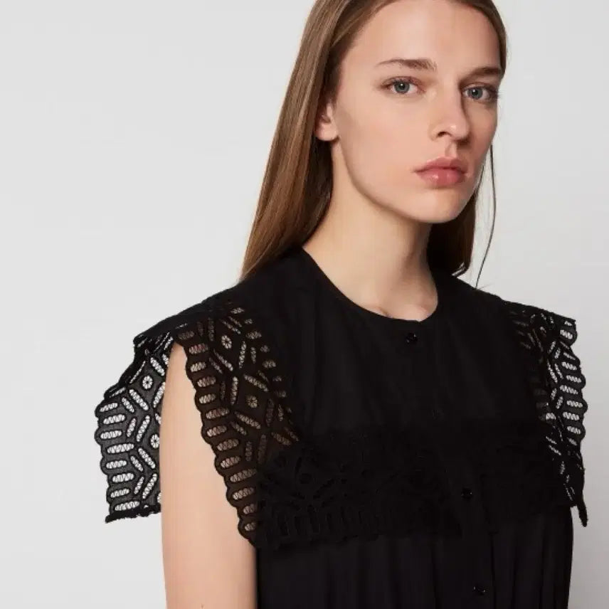 [SOLD OUT] Sandro) 산드로 Sandro Lidwine Lace-Trimmed