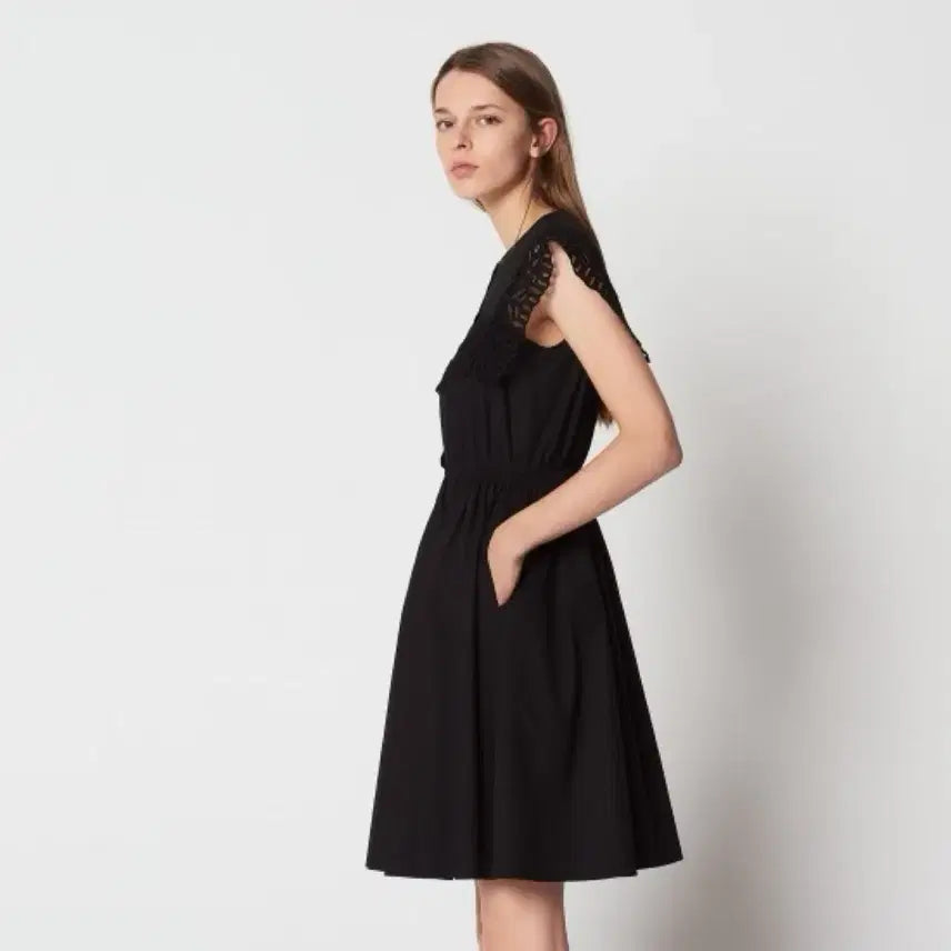 [SOLD OUT] Sandro) 산드로 Sandro Lidwine Lace-Trimmed