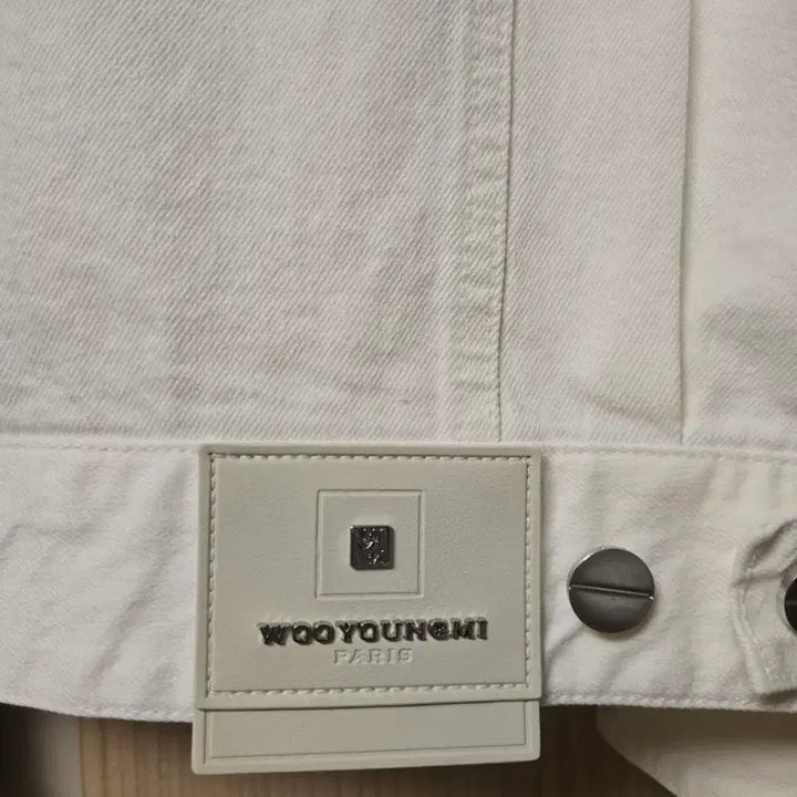 [BUNJANG] Wooyoungmi 24SS Denim Trucker Jacket / (46)우영미 24ss 데님 트러커 자켓 화이트 블루종