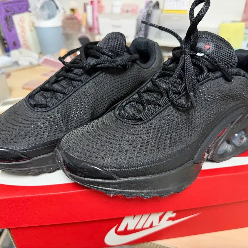 [BUNJANG] Nike Air Max DN Black 260mm / 나이키 에어맥스DN 260