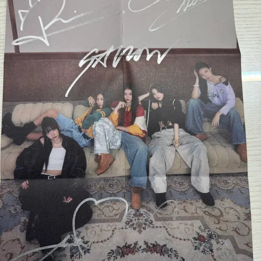 [BUNJANG] Miyao Signed Poster / 미야오 싸인 포스터 판매