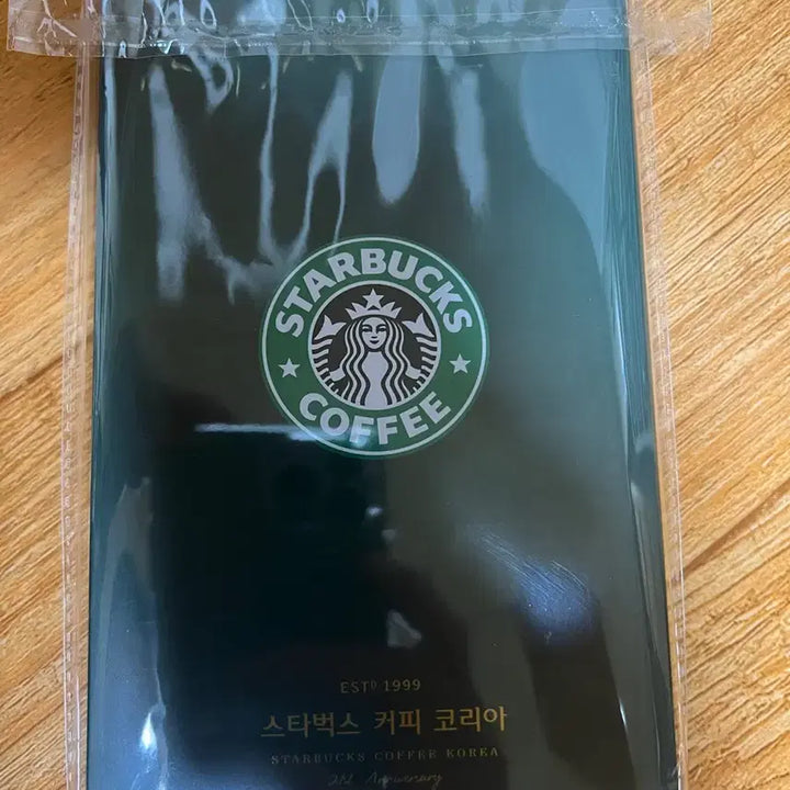 [SOLD OUT] 스타벅스 코리아 20주년 키 체인 새상품