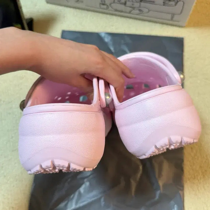 [BUNJANG] Crocs Pink Platform Sandals / 통굽 크록스 핑크 220