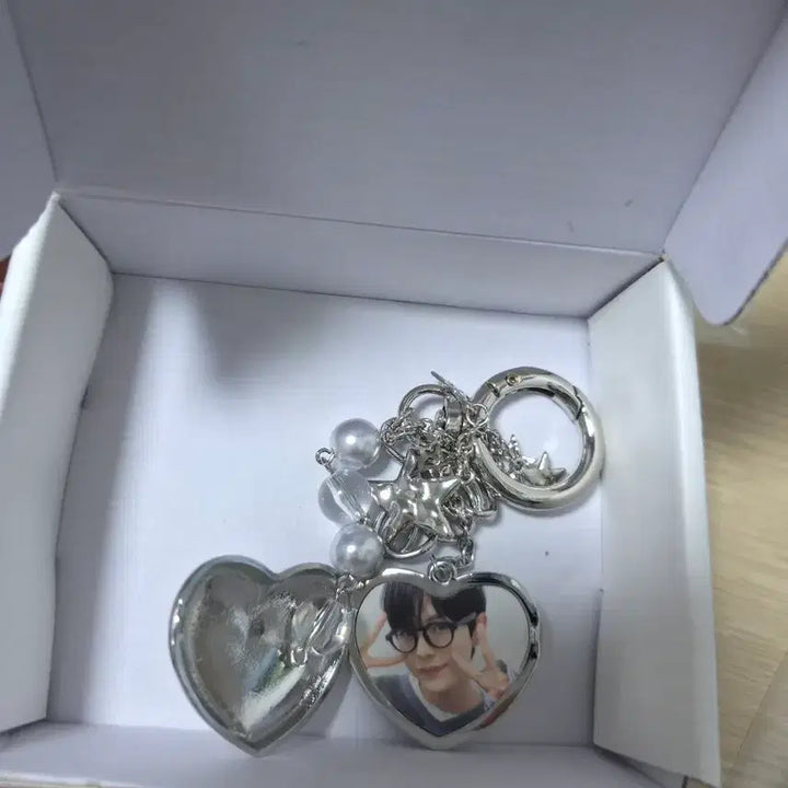 [BUNJANG] NCT Wish Steady Pop-Up Yuushi Keyring / nct wish steady 스테디팝업 키링