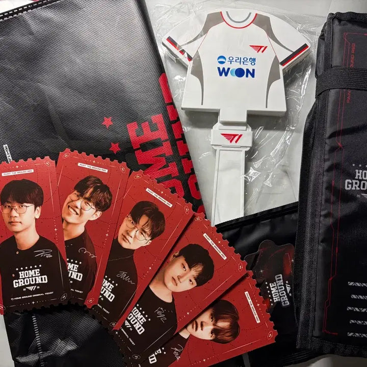 [SOLD OUT] T1 티원 홈그라운드 굿즈 세트 응원봉 포함