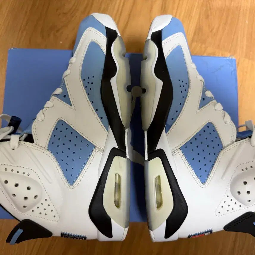 [BUNJANG] Nike Air Jordan 6 University Blue / 나이키 에어조던6 유니버시티블루 255