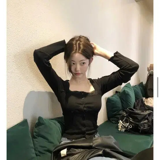 [BUNJANG] Jennie O Bell Lace Cardigan Black / 제니오 레이스 벨 레이스 가디건 블랙