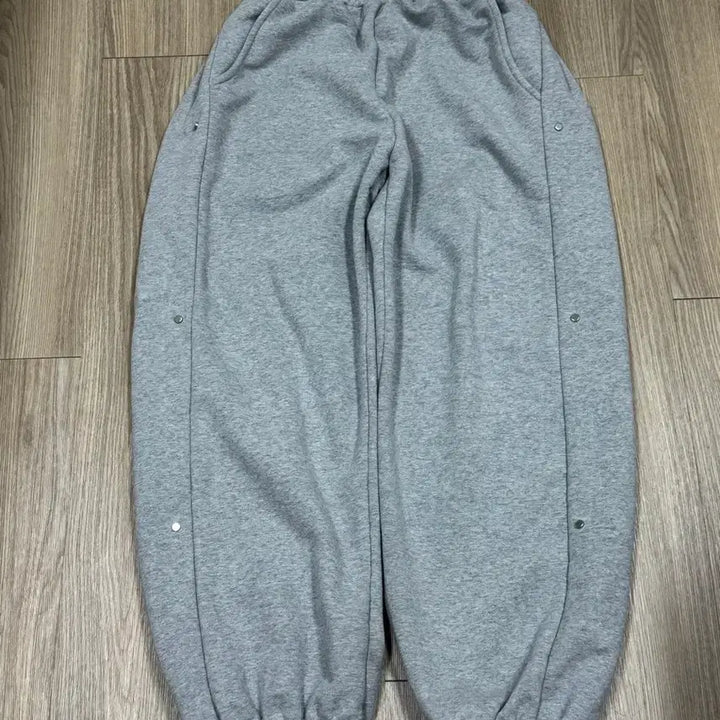 [BUNJANG] MJD Snap Wide Sweatpants / mjd 스냅 와이드 스웻팬츠