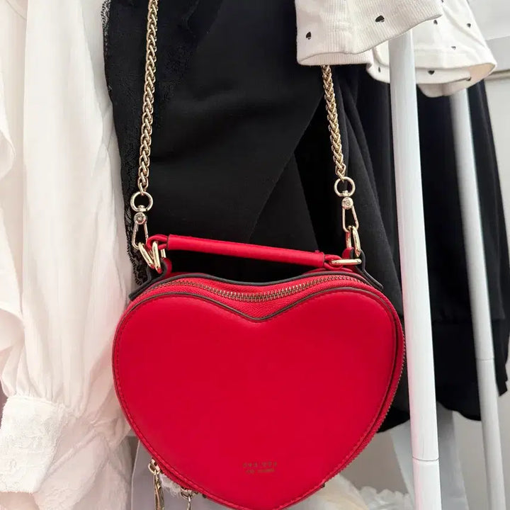 [BUNJANG] Heart Chain Shoulder Bag Red Crossbody Bag / 하트 체인 숄더백 레드 크로스백 로리타 코스프레 빈티지 히메갸루양지뢰