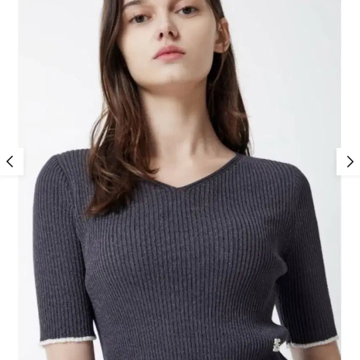 [BUNJANG] ZOOC V-Neck Half Sleeve Knit (Free Size) / ZOOC 주크 23 브이넥 하프 슬리브 니트 free