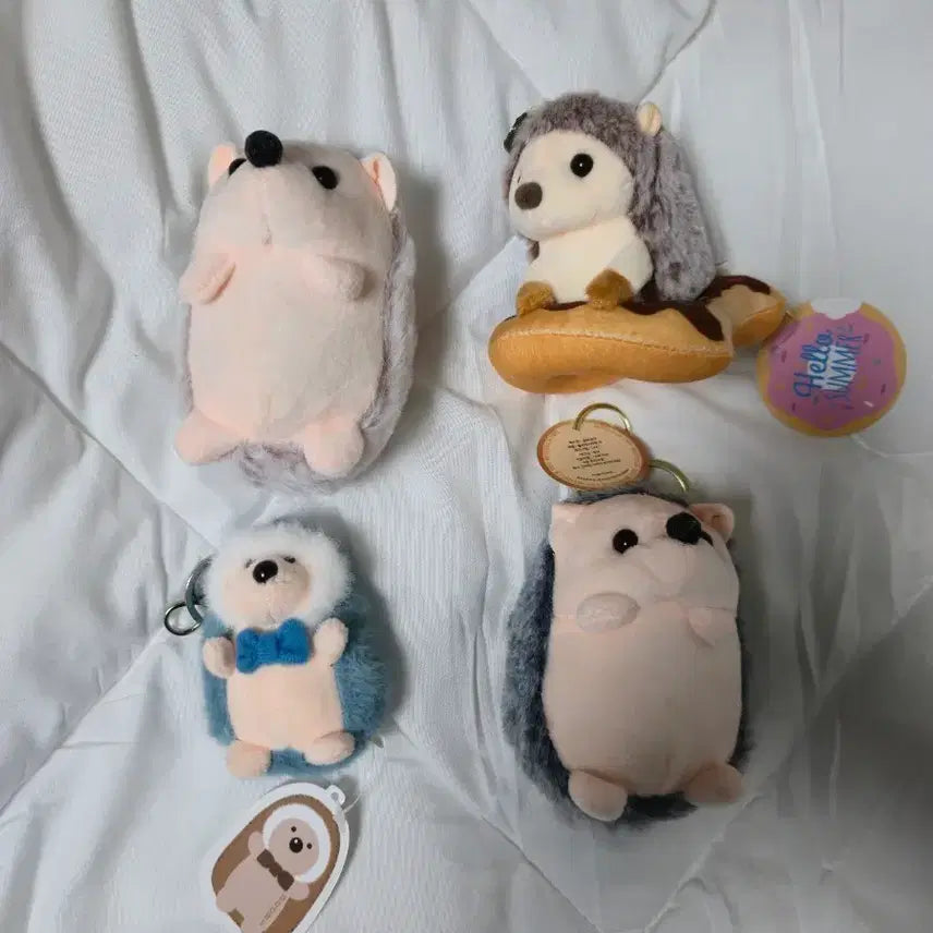 [BUNJANG] Cute Hedgehog Plush Keychain / 고슴도치 인형 키링 열쇠고리 귀여운 고슴도치