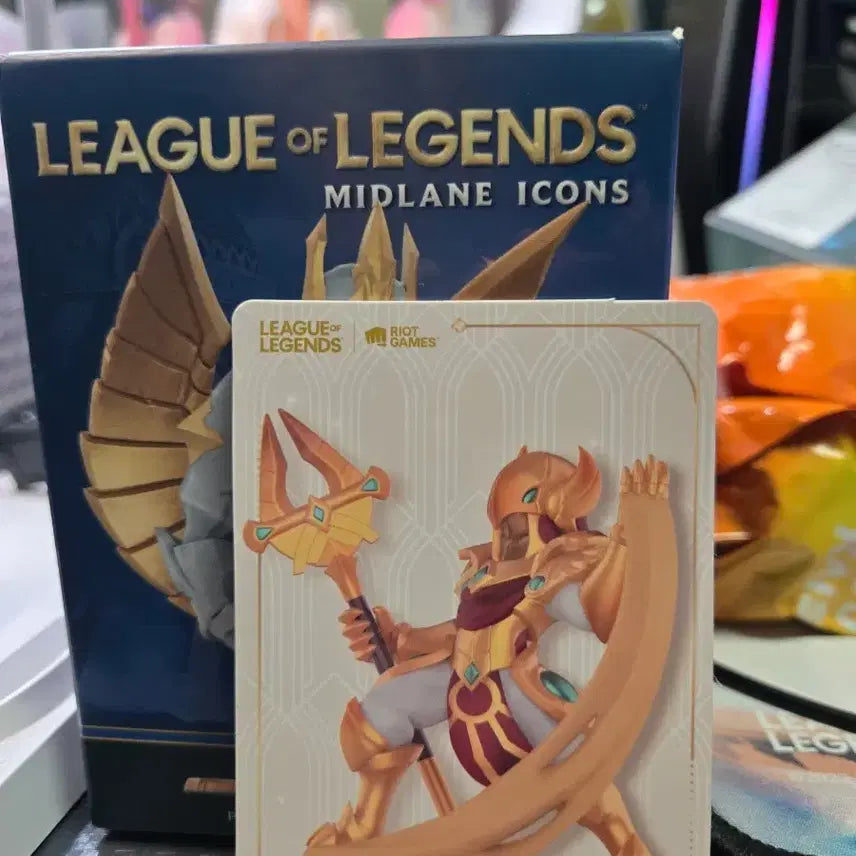 [BUNJANG] Pop Mart League of Legends Azir Sealed / (미개봉)팝마트 LOL 아지르 팝니다.