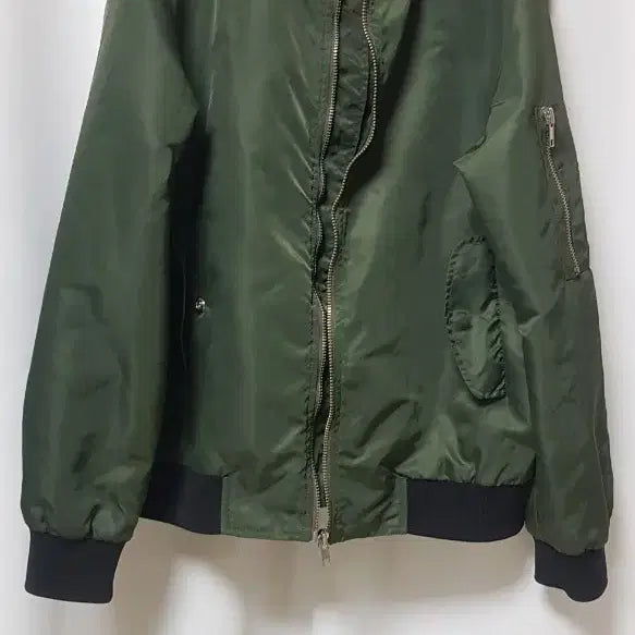 [BUNJANG] Khaki Spring Jumper Jacket Size 100 / 봄 점퍼 자켓100