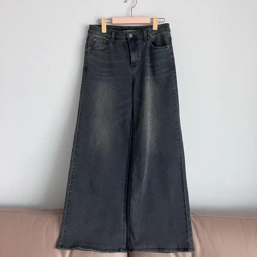 [SOLD OUT] 무배 게스 여자 그레이 와이드 청바지