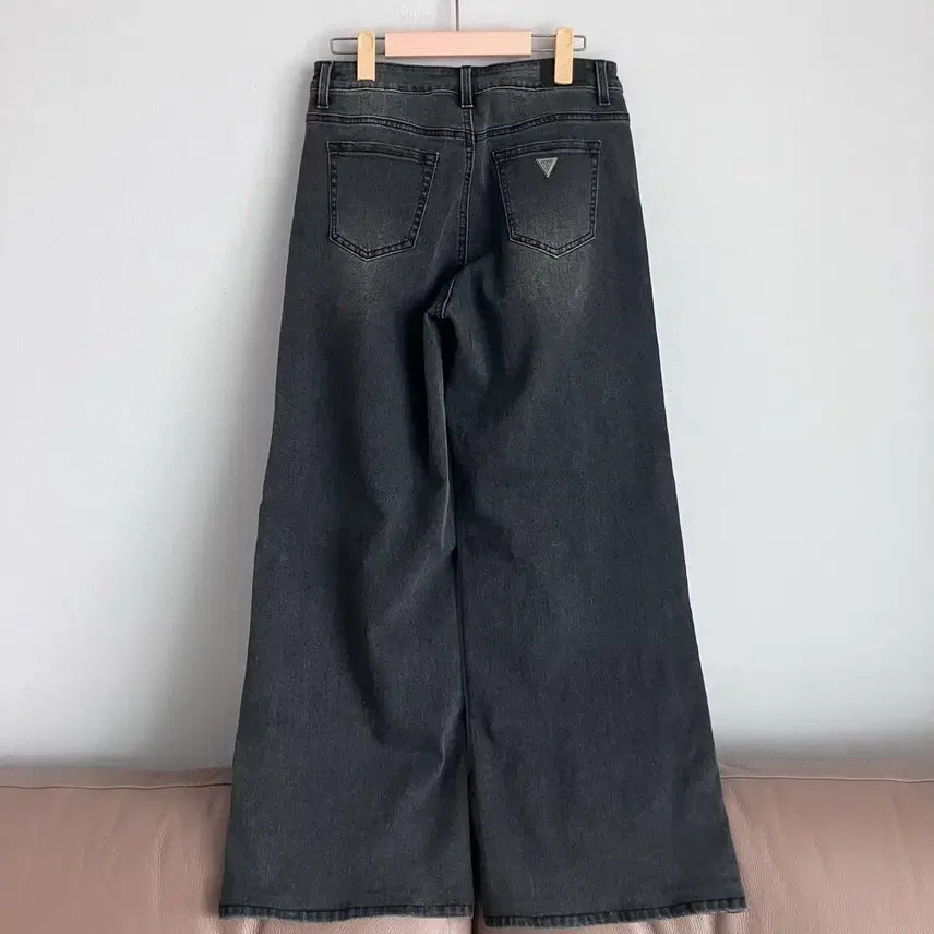 [SOLD OUT] 무배 게스 여자 그레이 와이드 청바지