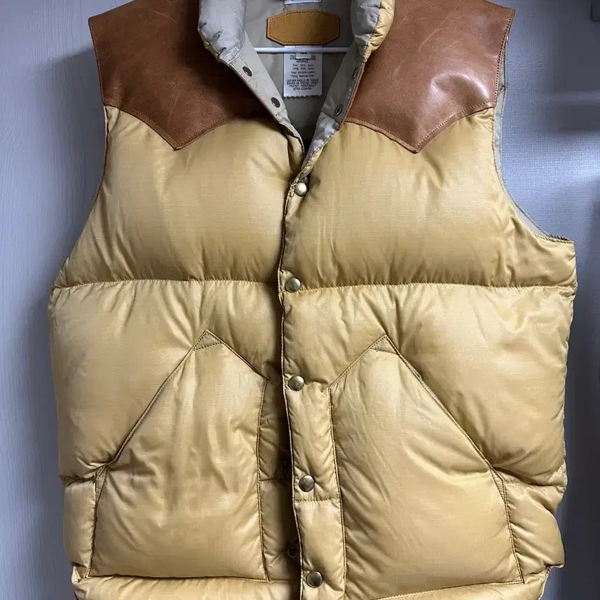 [BUNJANG] Rocky Mountain Warehouse Down Vest / 록키마운틴 웨어하우스 다운 베스트 44