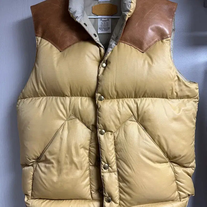[BUNJANG] Rocky Mountain Warehouse Down Vest / 록키마운틴 웨어하우스 다운 베스트 44