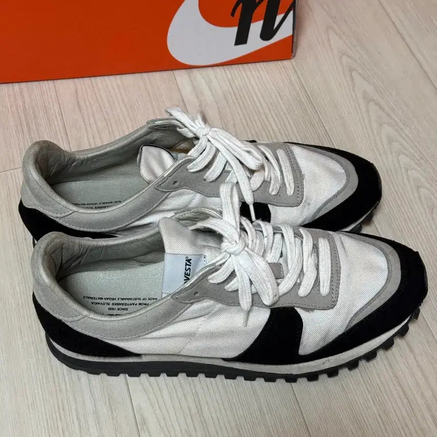 [BUNJANG] Novesta Marathon Trail Shoes Size 41 / 노베스타 마라톤 트레일 41