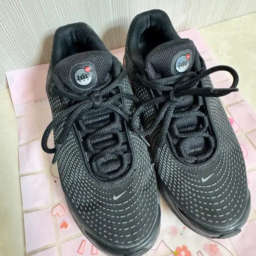 [BUNJANG] Nike Air Max DN Black Sneakers / A급)여성 나이키 에어맥스 DN 블랙 운동화 US 7.5 245