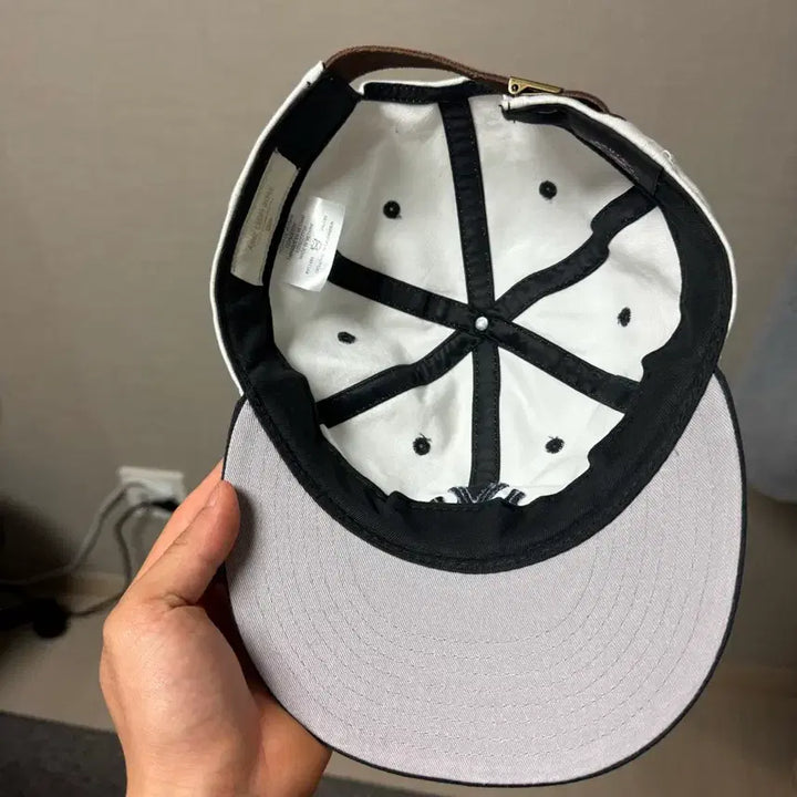 [SOLD OUT] 에임레온도르 뉴에라 에메레온도르