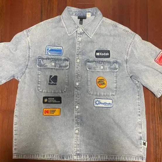 [SOLD OUT] h&amp;m kodak 아플리케 코튼 데님 셔츠 루즈핏