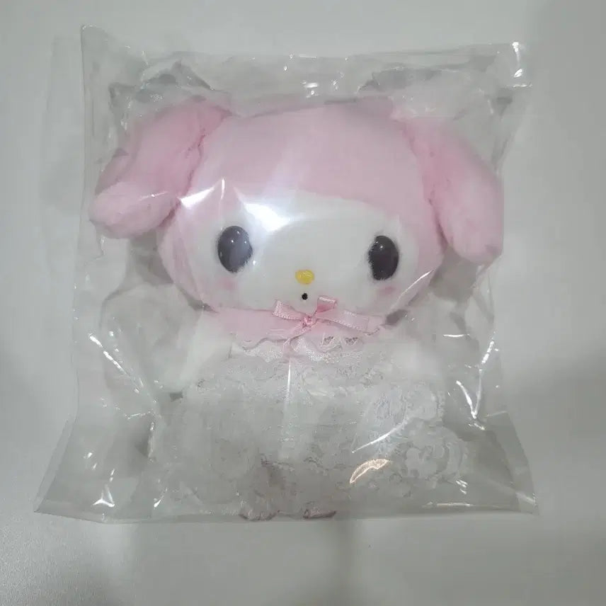 [BUNJANG] Sanrio Lady My Melody White Mascot / 산리오 레이디 마이멜로디 화이트 마스코트