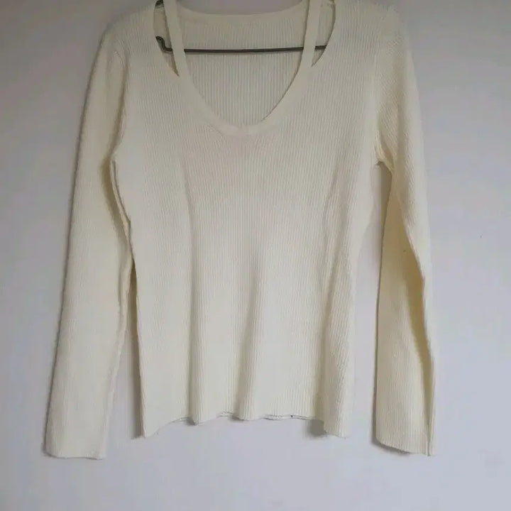 [BUNJANG] Ivory Ribbed Knit Top with Neck Tie / 예쁜 니트티