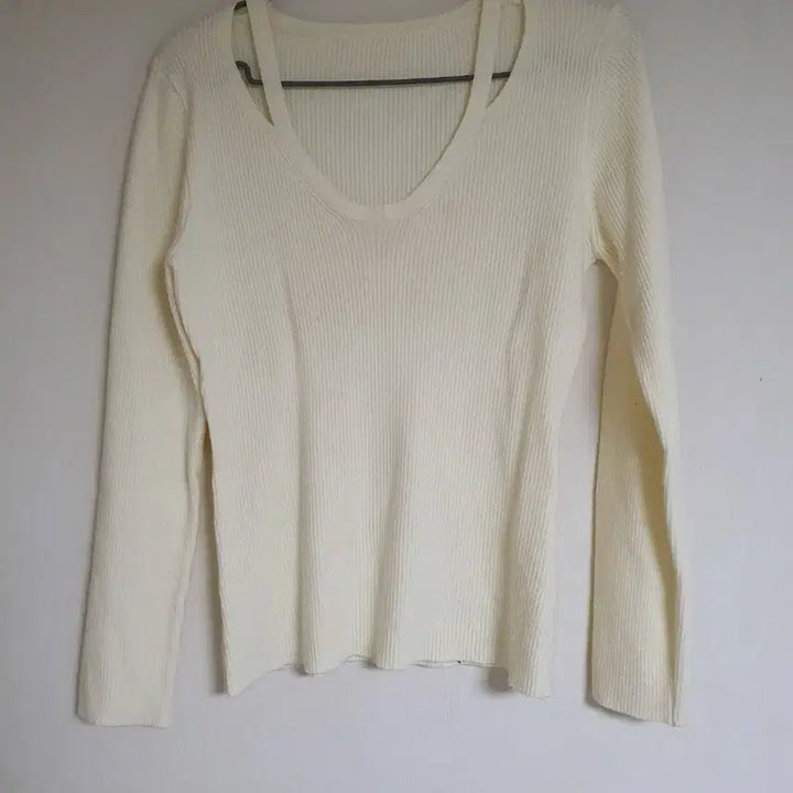 [BUNJANG] Ivory Ribbed Knit Top with Neck Tie / 예쁜 니트티