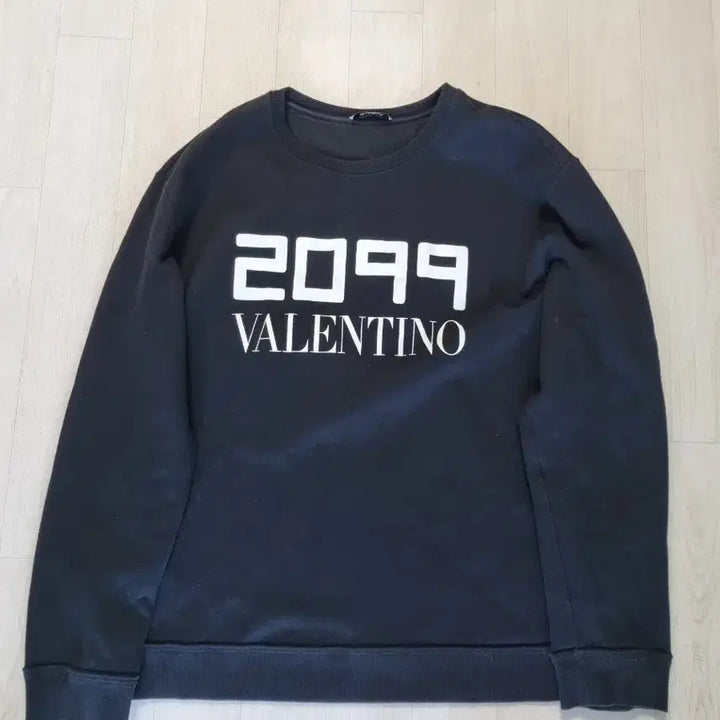 [BUNJANG] Valentino 2099 Black Sweatshirt L / 발렌티노 2099 블랙 맨투맨 팝니다