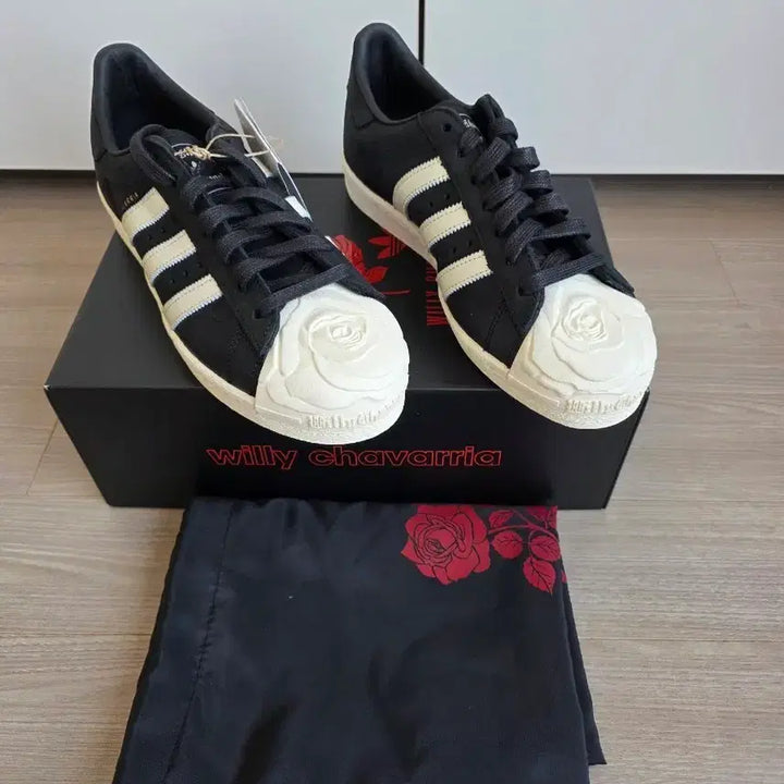[BUNJANG] Adidas x Willy Chavarria Superstar Core Black Cream White / [260] 아디다스 x 윌리 차바리아 슈퍼스타 코어 블랙 크림 화이트