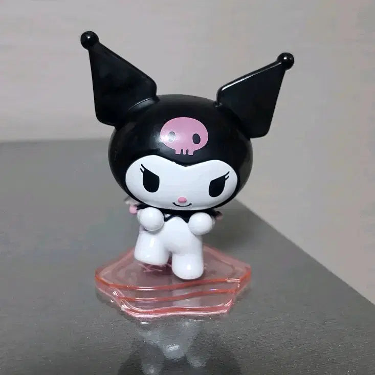 [BUNJANG] Kuromi Back to Back Camping Series Figure / (5월까지 할인)쿠로미 백투백 캠핑 시리즈 피규어