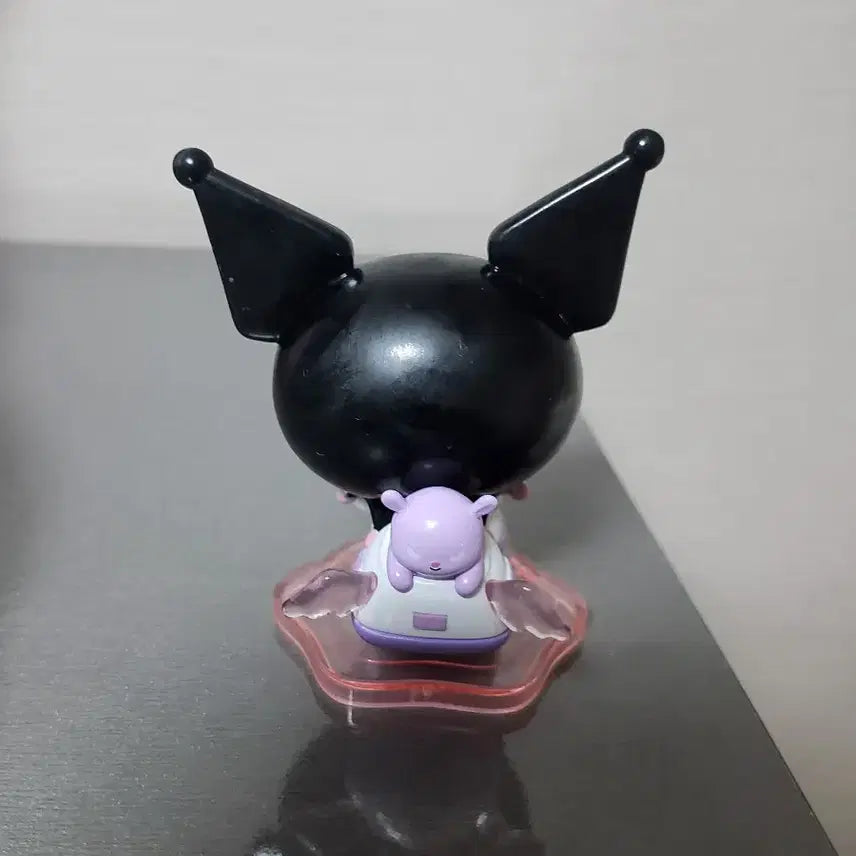 [BUNJANG] Kuromi Back to Back Camping Series Figure / (5월까지 할인)쿠로미 백투백 캠핑 시리즈 피규어