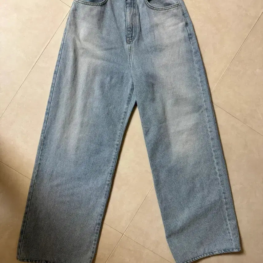 [BUNJANG] Slowmood Wide Light Blue Denim Pants (Long S) / (새거) 여성 슬로우모드 와이드 연청 데님 팬츠 (롱 S)