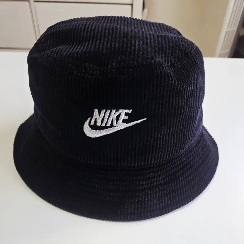 [BUNJANG] Nike Corduroy Bucket Hat / 나이키 코듀로이 버킷햇 M/L 블랙