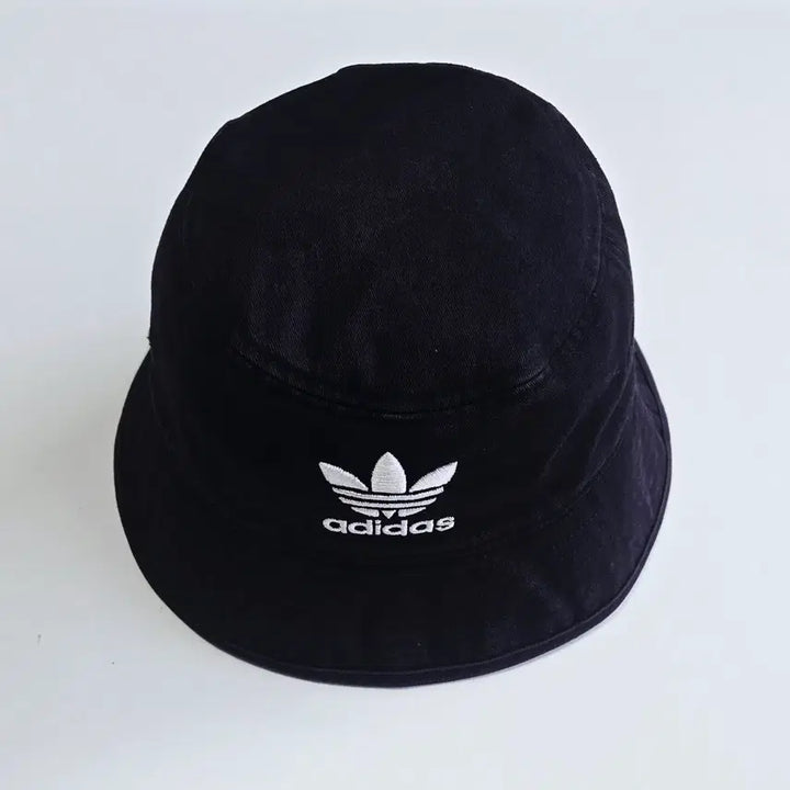 [BUNJANG] Adidas Black Bucket Hat OSFM (Size 57-60cm) / 아디다스 버킷햇 블랙 OSFM 사이즈57~60
