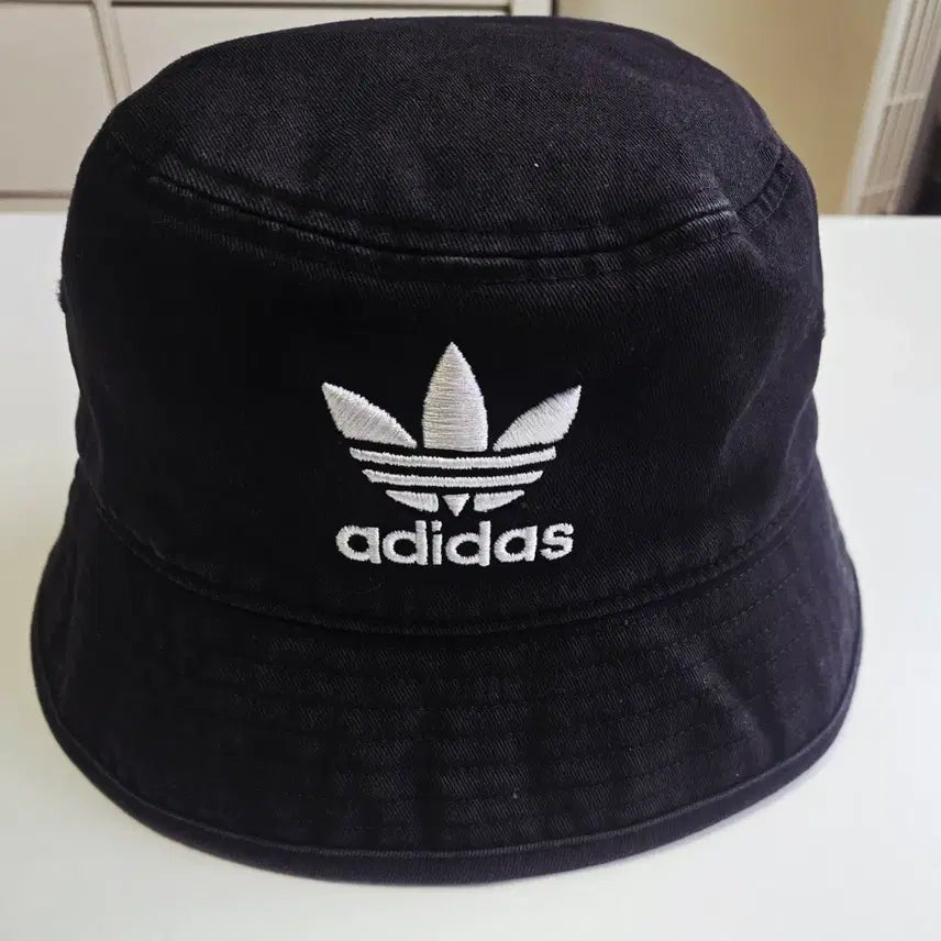 [BUNJANG] Adidas Black Bucket Hat OSFM (Size 57-60cm) / 아디다스 버킷햇 블랙 OSFM 사이즈57~60
