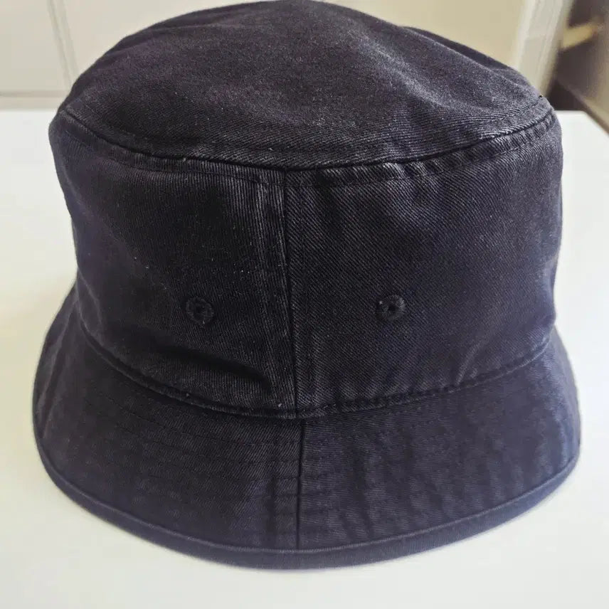 [BUNJANG] Adidas Black Bucket Hat OSFM (Size 57-60cm) / 아디다스 버킷햇 블랙 OSFM 사이즈57~60