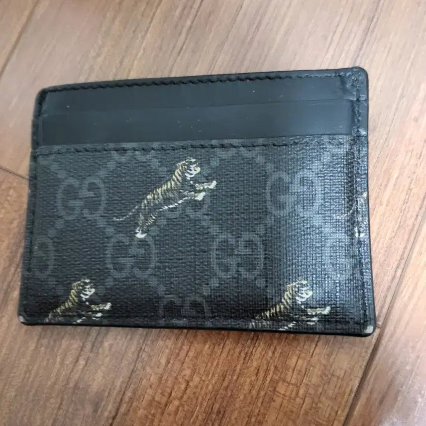 [BUNJANG] Gucci GG Tiger Cardholder Black / 구찌 GG 타이거 카드지갑 블랙