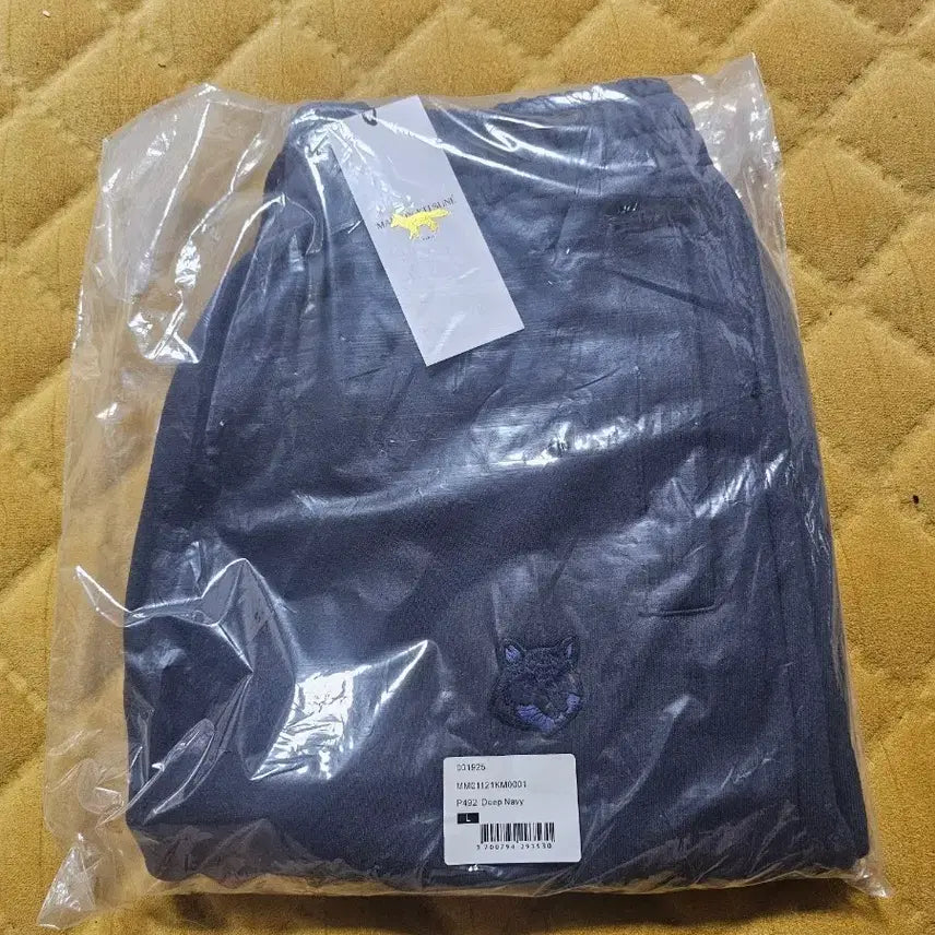 [BUNJANG] Maison Kitsuné Fox Embroidery Training Shorts Navy L / 메종키츠네 폭스 트레이닝 반바지L