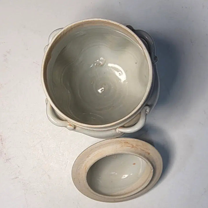 [BUNJANG] Joseon Dynasty White Porcelain Tea Caddy with Four Lug Handles / 송백자사계차엽관