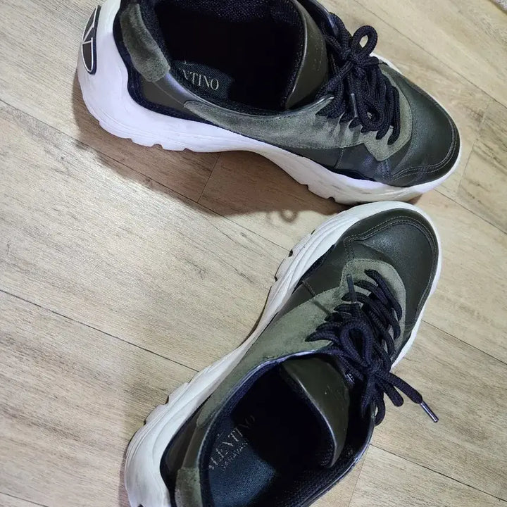 [BUNJANG] Valentino Garavani Men&