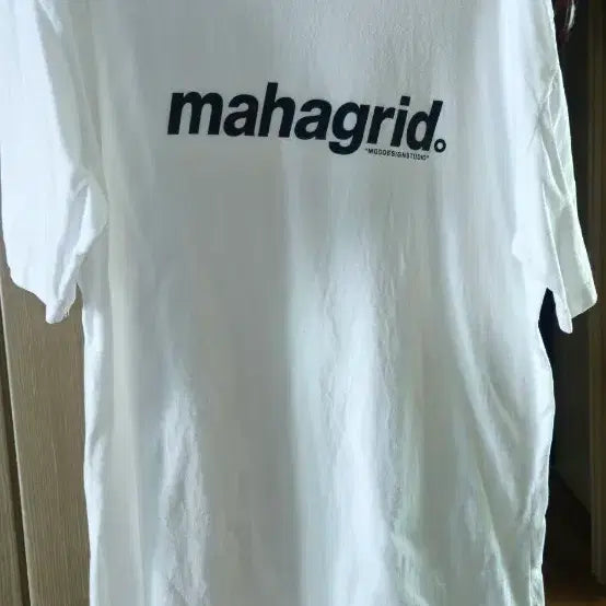 [BUNJANG] Magriegrid Logo Short Sleeve T-shirt White / 마하그리드 로고 반팔 티셔츠 화이트