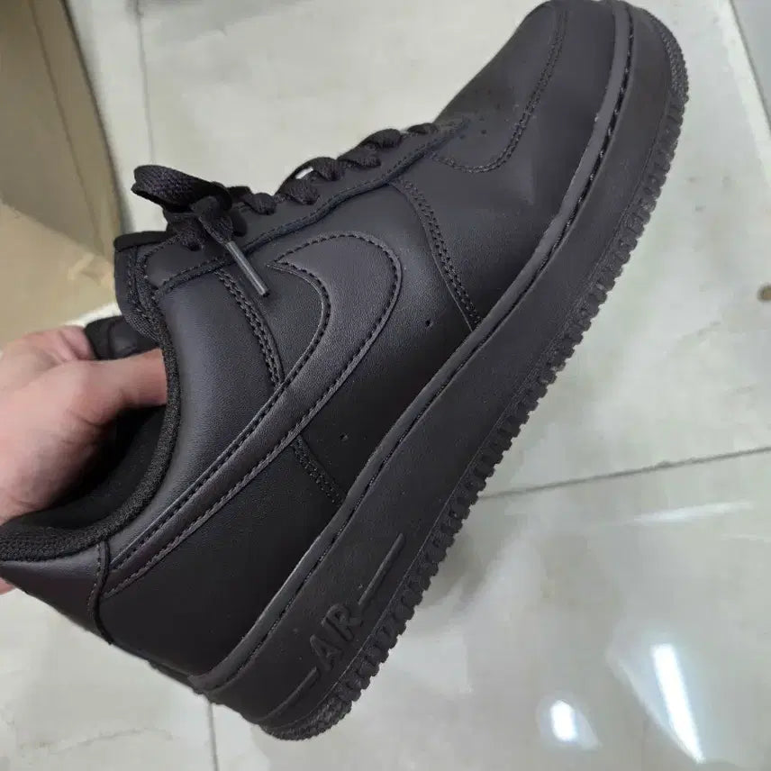 [SOLD OUT] 에어포스1 브라운 270 팝니다.