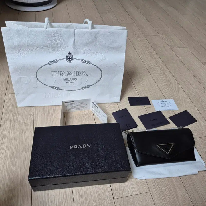 [BUNJANG] Prada Black Saffiano Leather Chain Wallet Mini Bag / 프라다 블랙 레더 미니 체인백