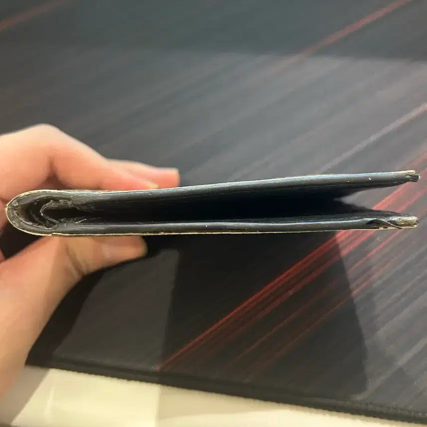 [BUNJANG] Gucci GG Supreme Bee Bifold Wallet / 구찌 GG 수프림 꿀벌 반지갑