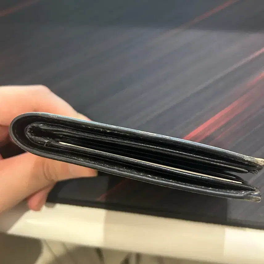 [BUNJANG] Gucci GG Supreme Bee Bifold Wallet / 구찌 GG 수프림 꿀벌 반지갑